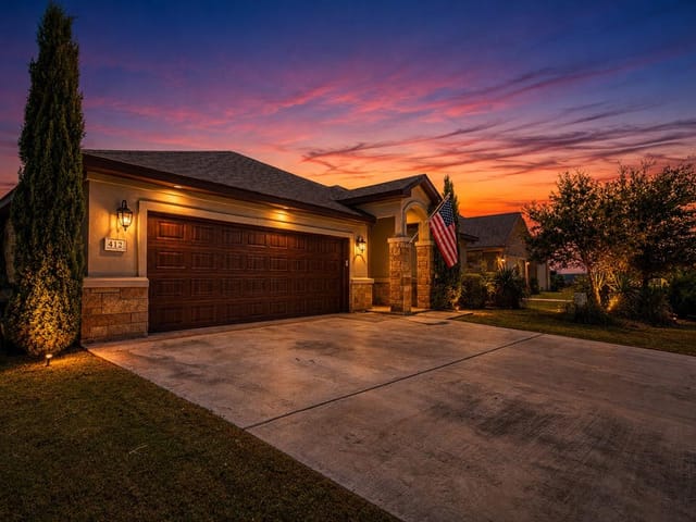 412 Jake DR