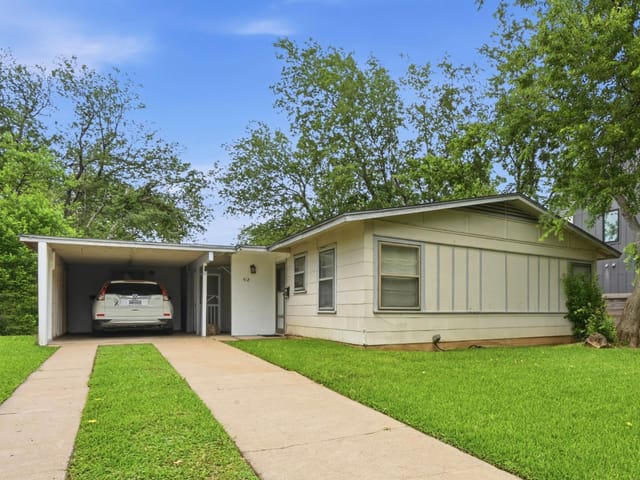 412 Krebs LN