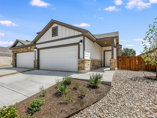 412  Parkline Dr