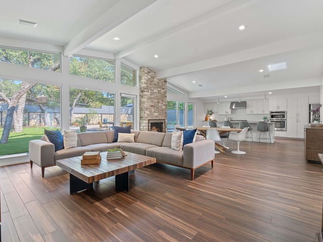 412 Ridgewood Rd