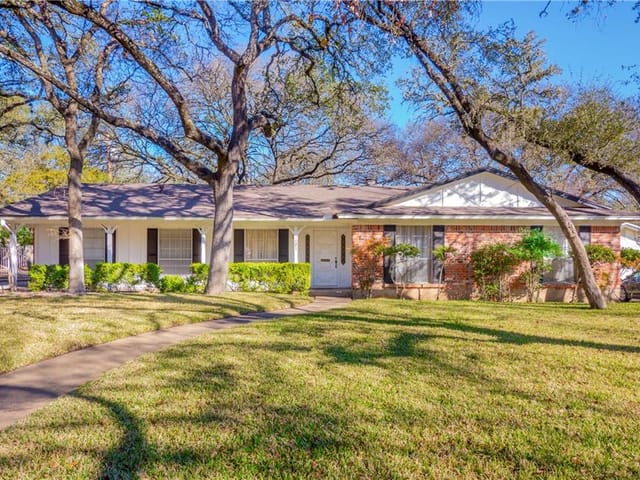 4121 Honeycomb Rock CIR