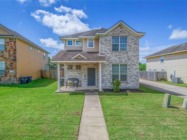 4124 McFarland DR