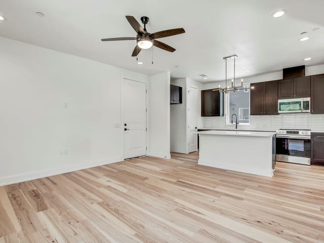 4127 E 12th St Unit #4