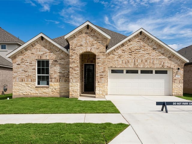 413 Eagle Canyon DR