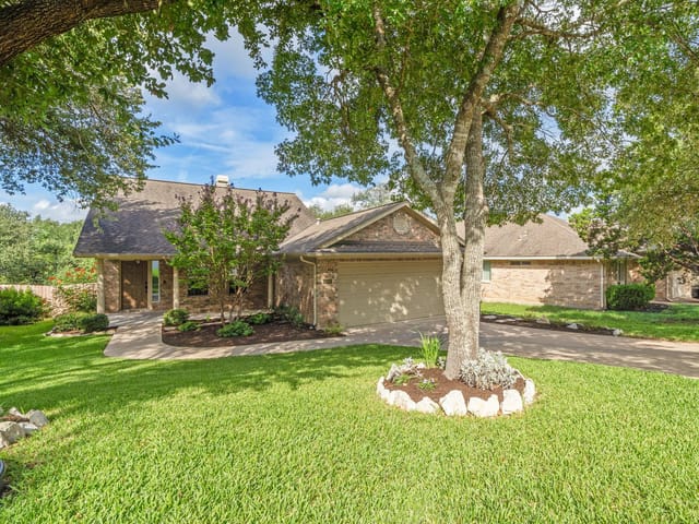 4141 Canyon Glen Cir