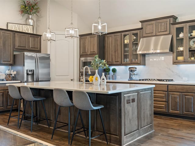 415 Jacksdaw Dr