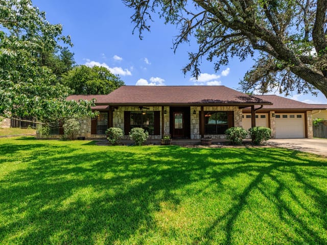 415 Meadow Ridge DR