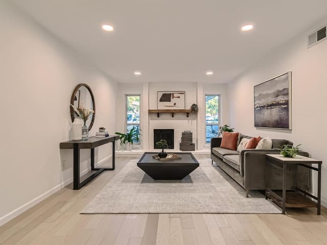 4159 Steck Ave Unit #163