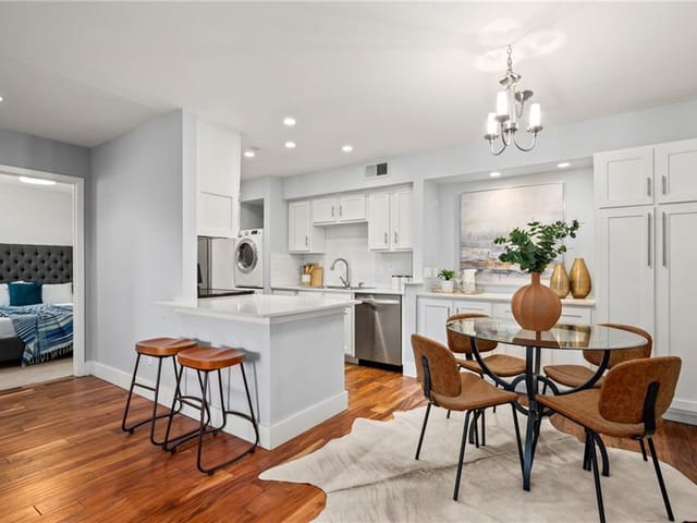 4159 Steck Ave Unit #194