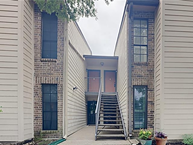 4159 Steck Ave Unit #240