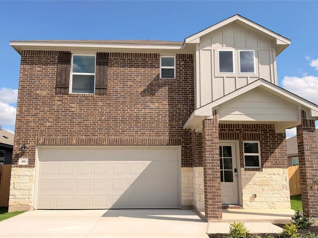416 Wild Spur LN