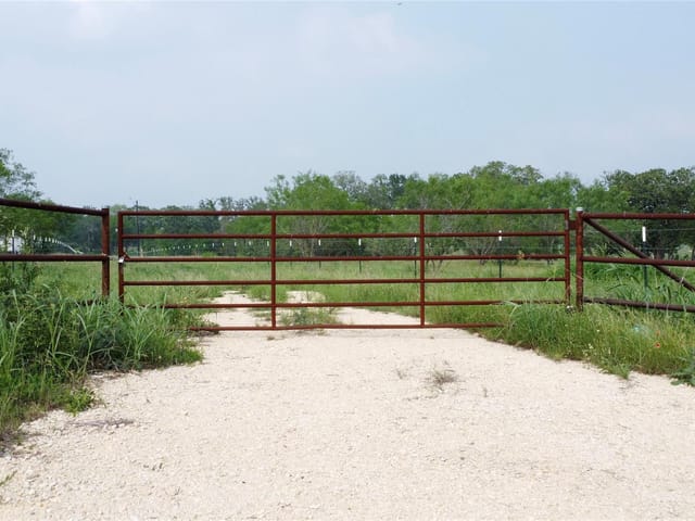 4177 Old Colony Line Rd