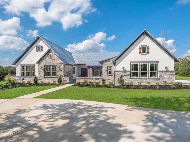 420 Lindale Cv