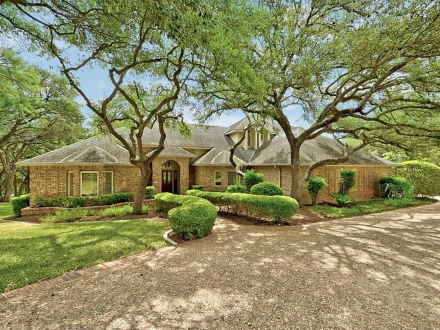 4200 Bennedict LN