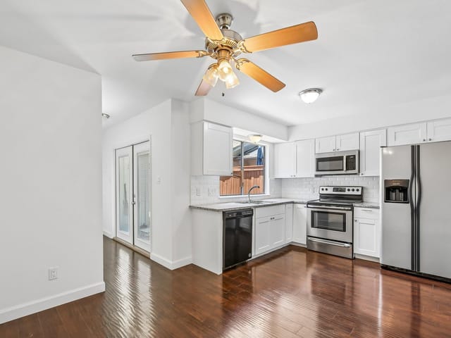 4202 Hudson Bend RD Unit #B