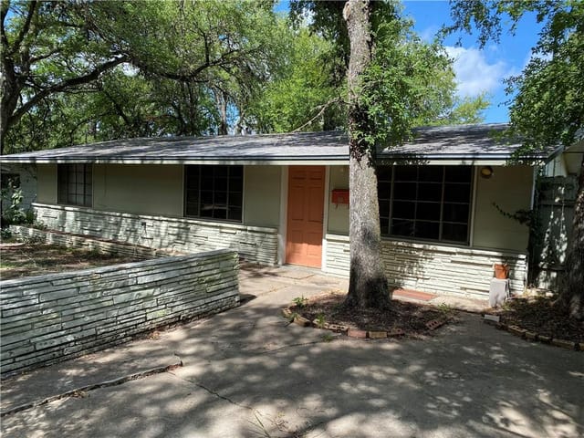 4202 Shoal Creek BLVD