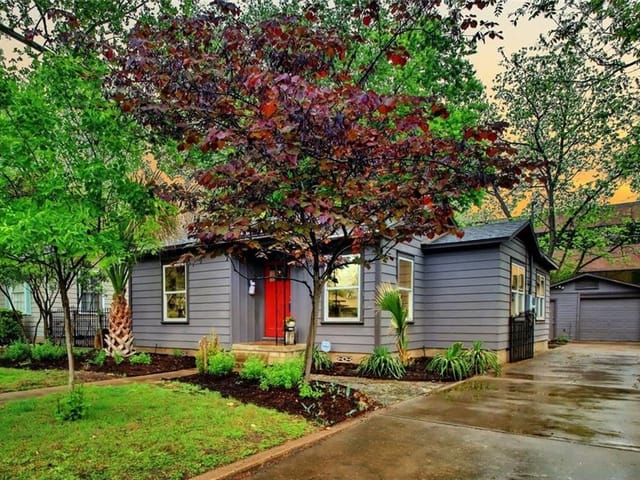 4203 BELLVUE Ave