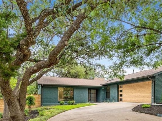 4204 Bluffridge Dr