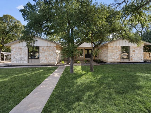 4204 Sevilla DR