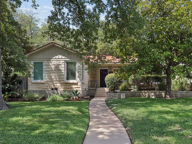 4204 Wildwood RD, photo 1 of 6, Austin, TX