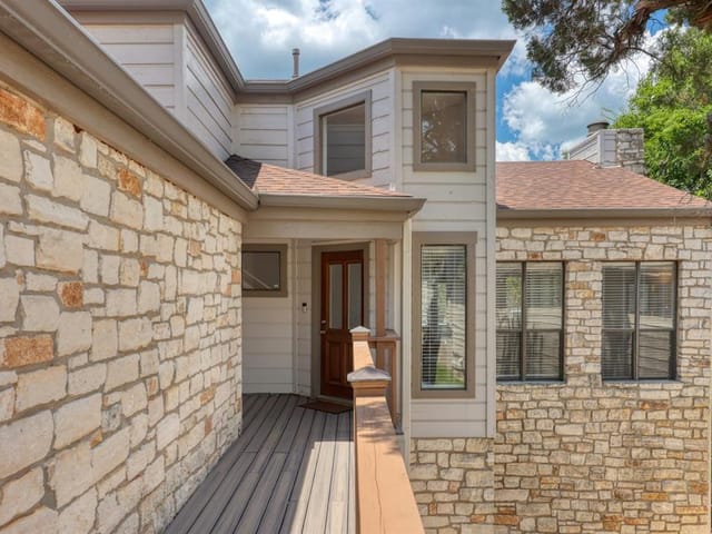 4205 Canyonside TRL