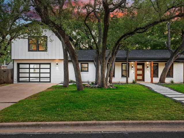 4209 Deepwoods Dr