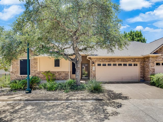 4209 Johns Light DR Unit #70