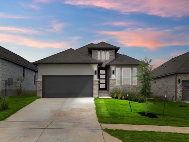 421 Hickory Springs Trl