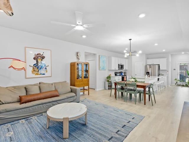 421 Lone Cedar RD