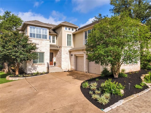 4210 Canoas Dr
