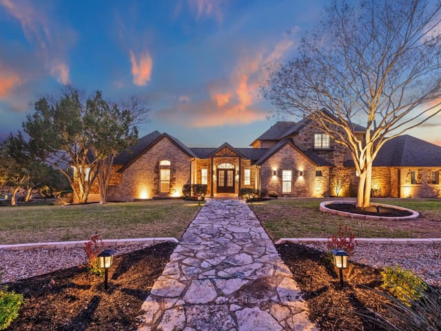 4213 House Of York