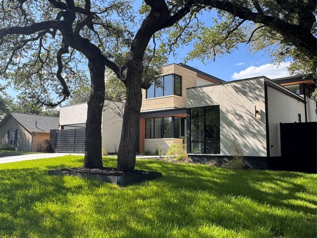 View 4216 Deepwoods DR 4216 Deepwoods DR, photo 1 of 6, Austin, TX