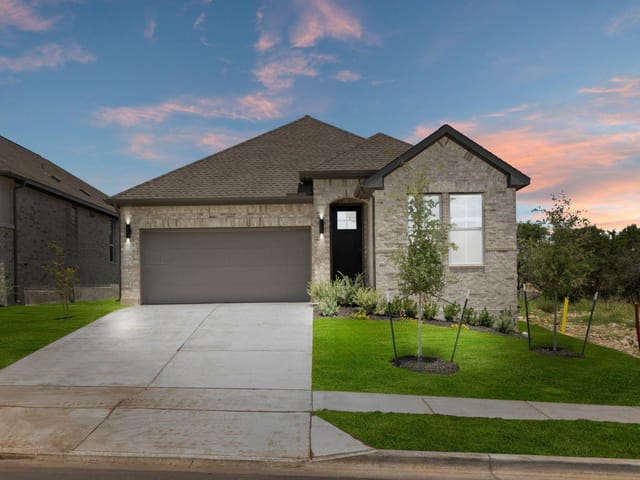425 Hickory Springs Trl