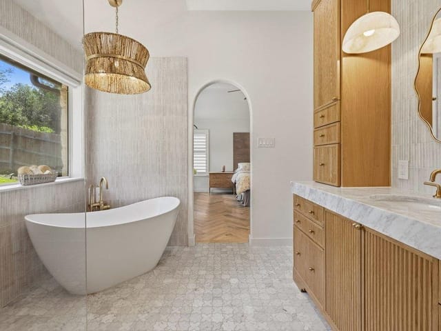 4253 Canyon Glen CIR