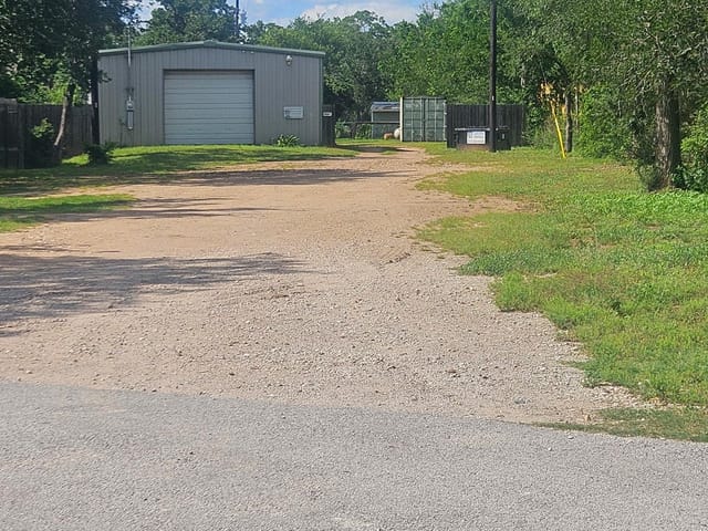 426 State Highway 21 W Unit #A