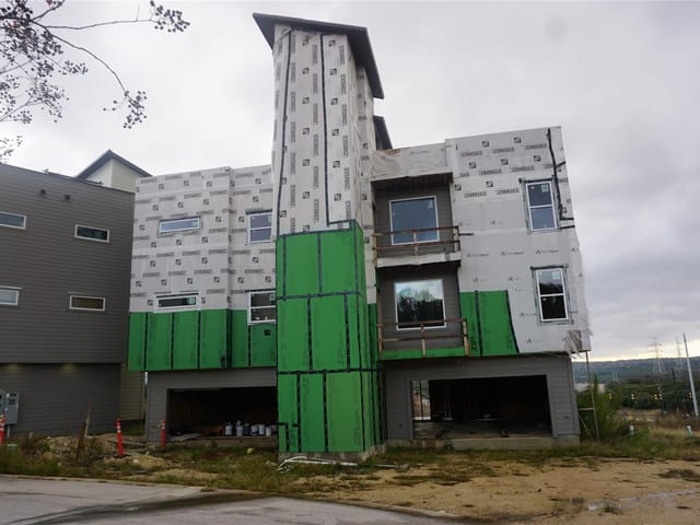4300 Mansfield Dam Ct Unit #1121 & 1131