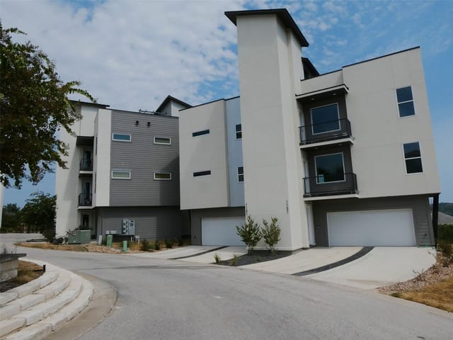 4300 MANSFIELD DAM RD Unit #621