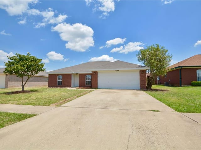 4300 Pete DR