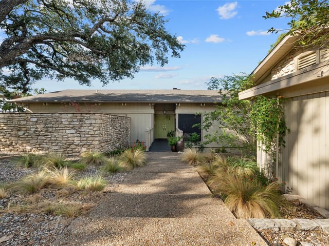 4301 Cat Mountain Dr