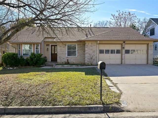 4301 Red Cloud Dr