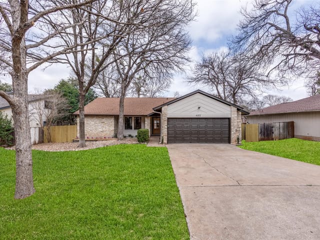 4302 Cumbria Ln