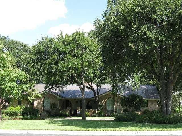 4304 Far West Blvd