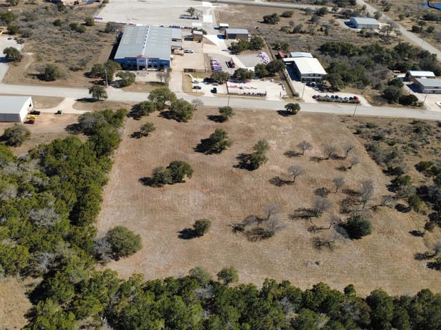 4304 W Innovation Loop