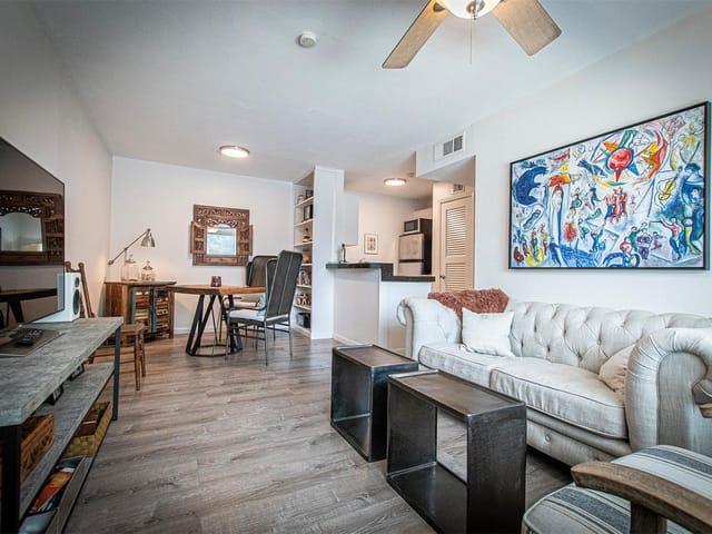 4306 Avenue A Unit #105