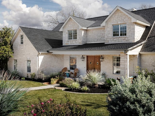 4307 Shadow Oak LN