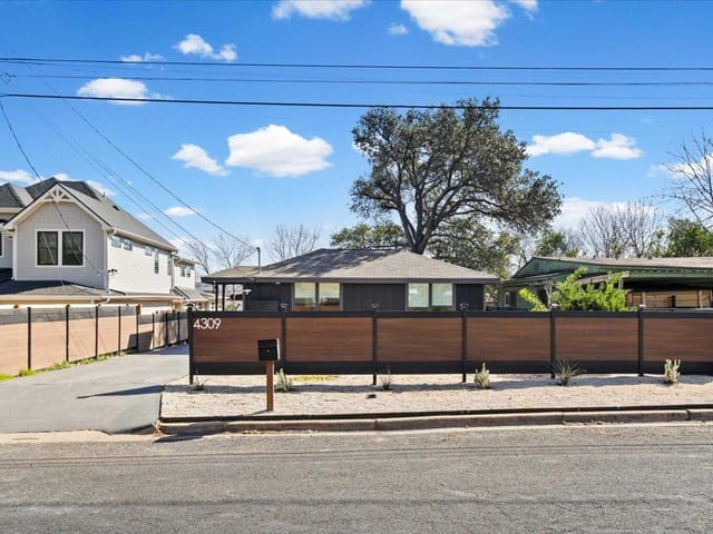 4309 Hank Ave