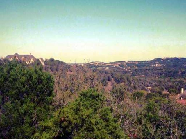 4313 TRAVIS VISTA DR