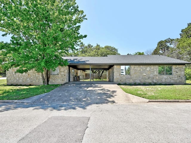 4314 Dudley Dr