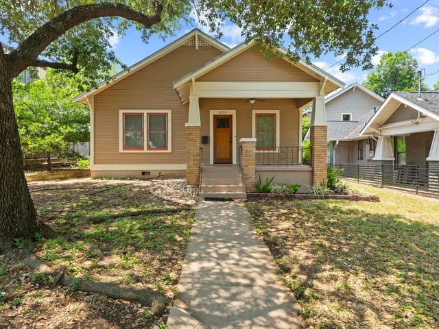 4314 Duval ST