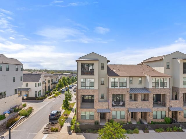 4317 Prevail Ln
